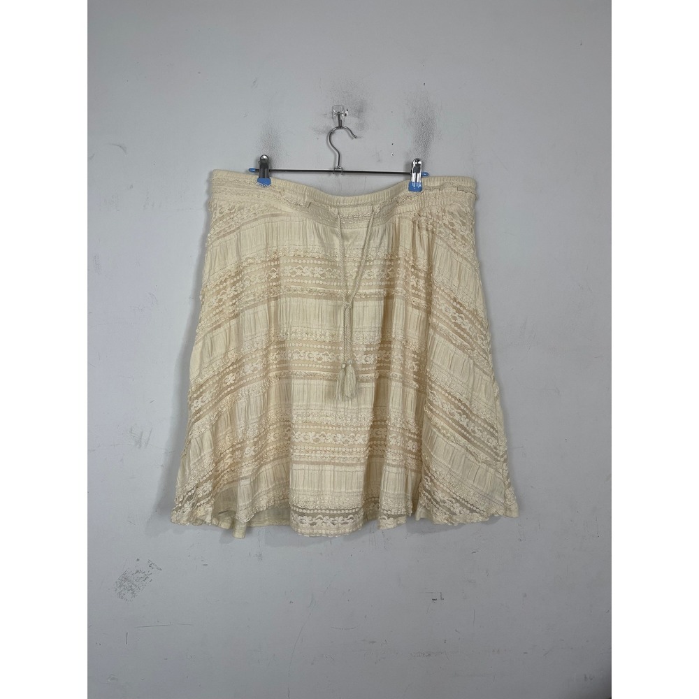 Torrid Ivory Cream Lace Tiered Mini Skirt Plus Size 3 Boho Tassel Drawstring
